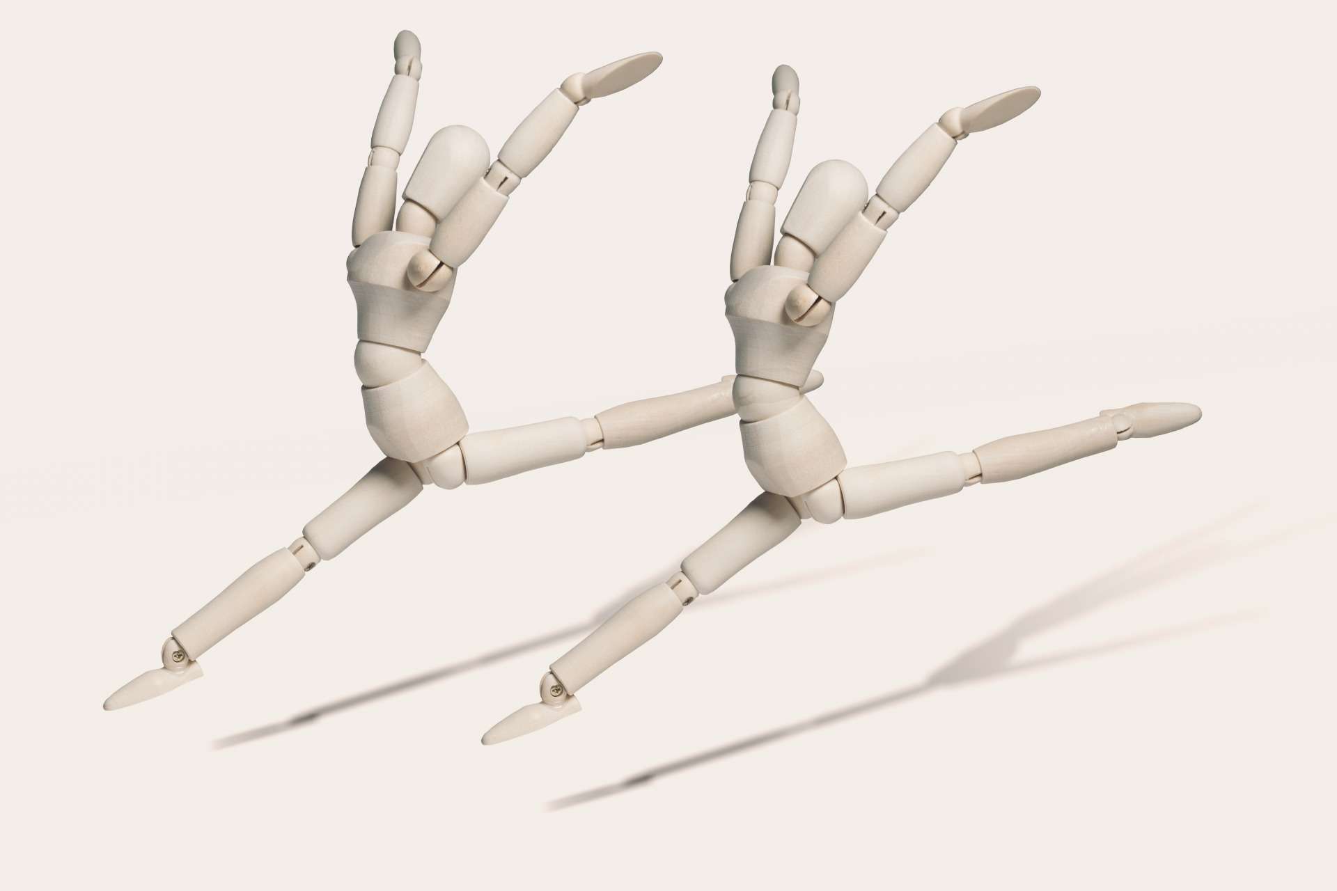 【神楽坂 整骨院】ストレッチ前に関節を動かす|CureSta鍼灸整骨院