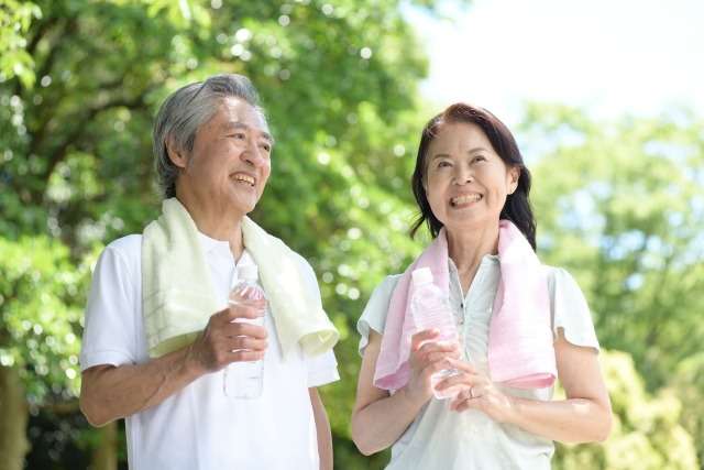  【神楽坂 整骨院】【膝の痛みが改善し、外出やウォーキングを楽しめるようになりました】｜CureSta鍼灸整骨院