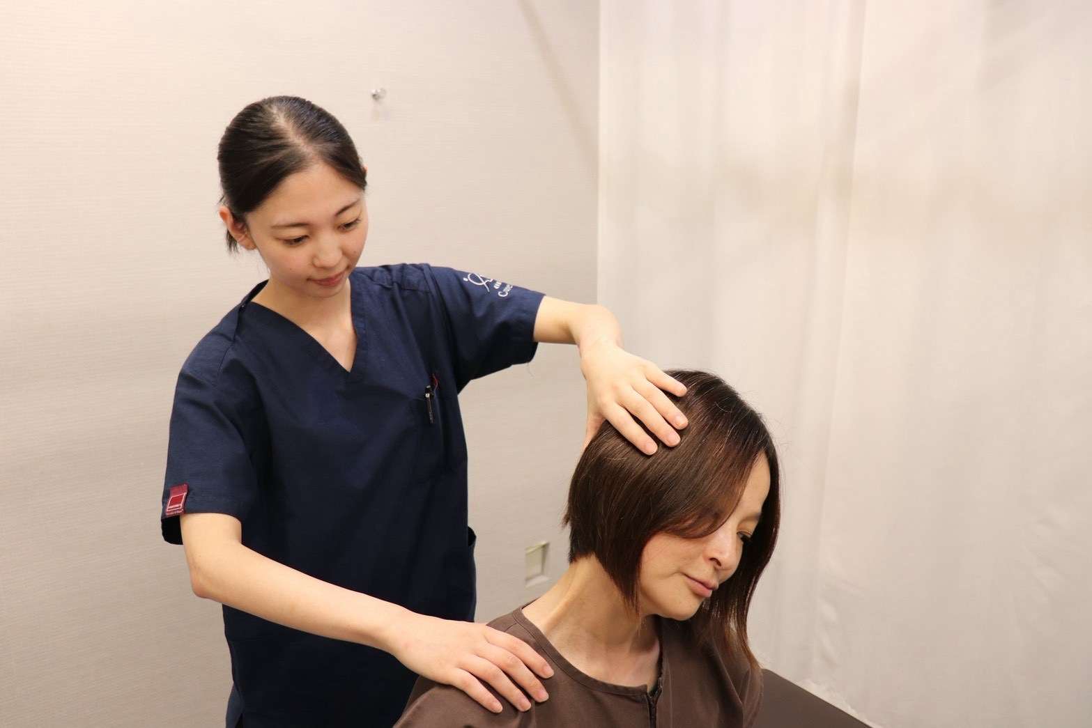 【神楽坂 整骨院】ストレートネックは首だけの問題?|CureSta鍼灸整骨院